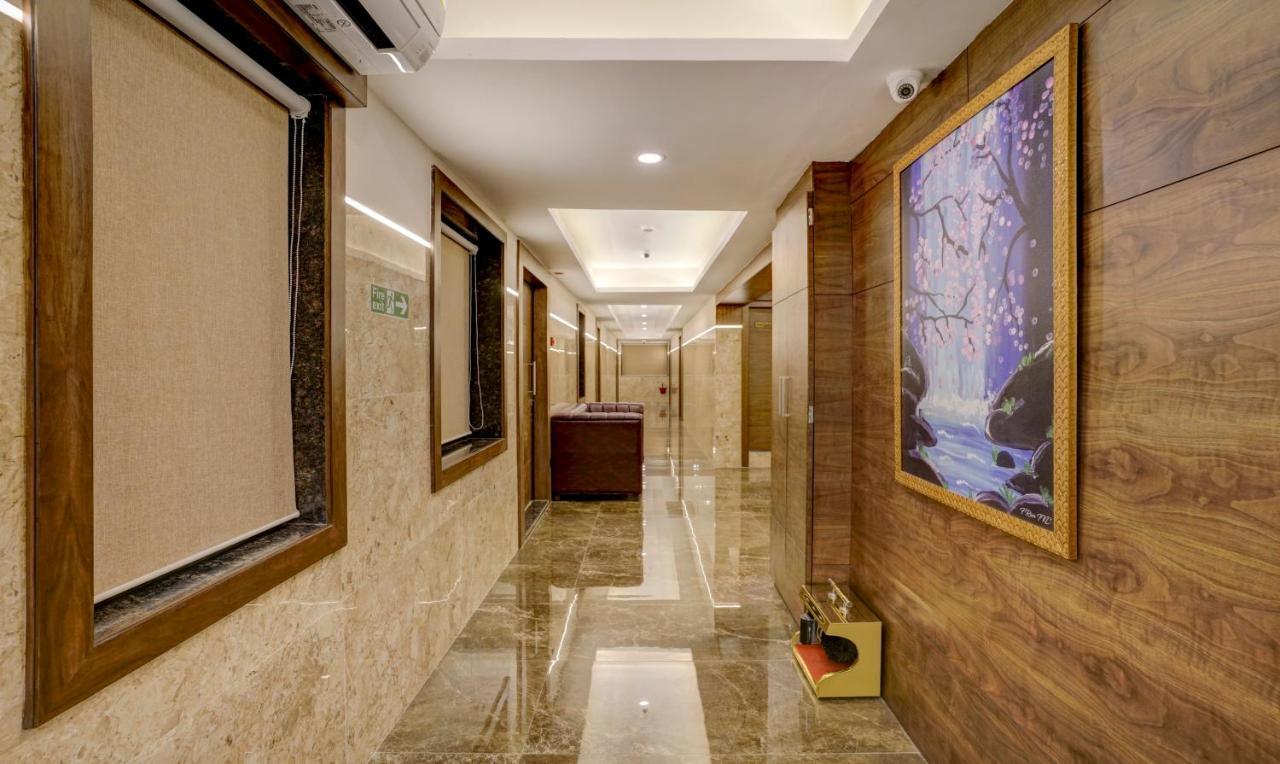 Treebo Castle Rock Inn Bombay Exterior foto